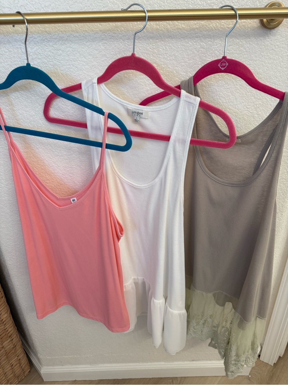 Umgee Peach, White & Taupe Layered Camisole Trio